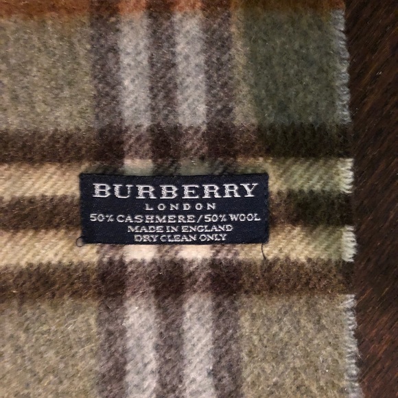 Burberry Cashmere Blend Scarf - Picture 7 of 9